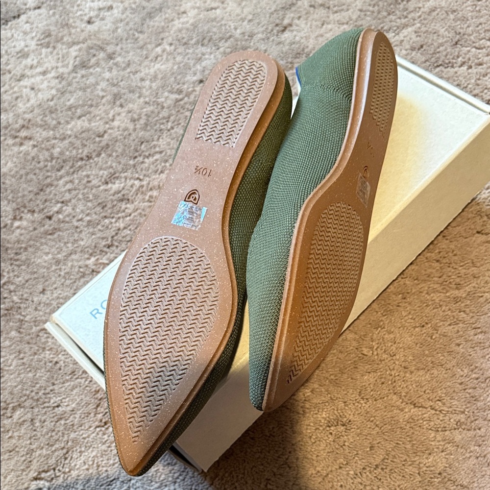 NEW Rothy's olive Green CYPRESS Flats IN BOX - Picture 6 of 7